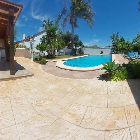 Chalet La Huerta Con Piscina Y Wifi Conil De La Frontera Exteriör bild